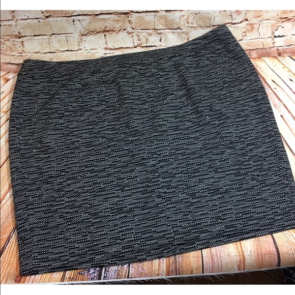 Lane Bryant Dresses & Skirts - Lane Bryant Pencil Skirt 28 Ponte Knit Black NWOT